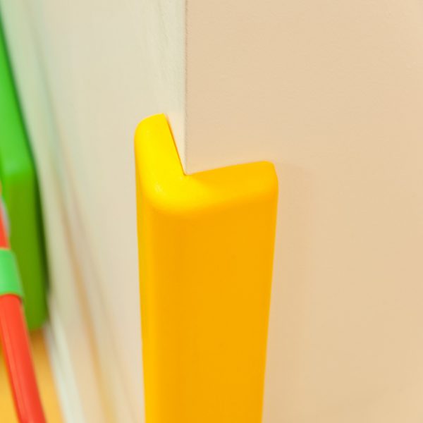 Corner Guard Plus ARTE VIVA protects from sharp corners