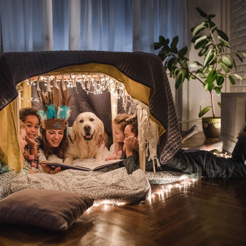 Autumnal indoor tent