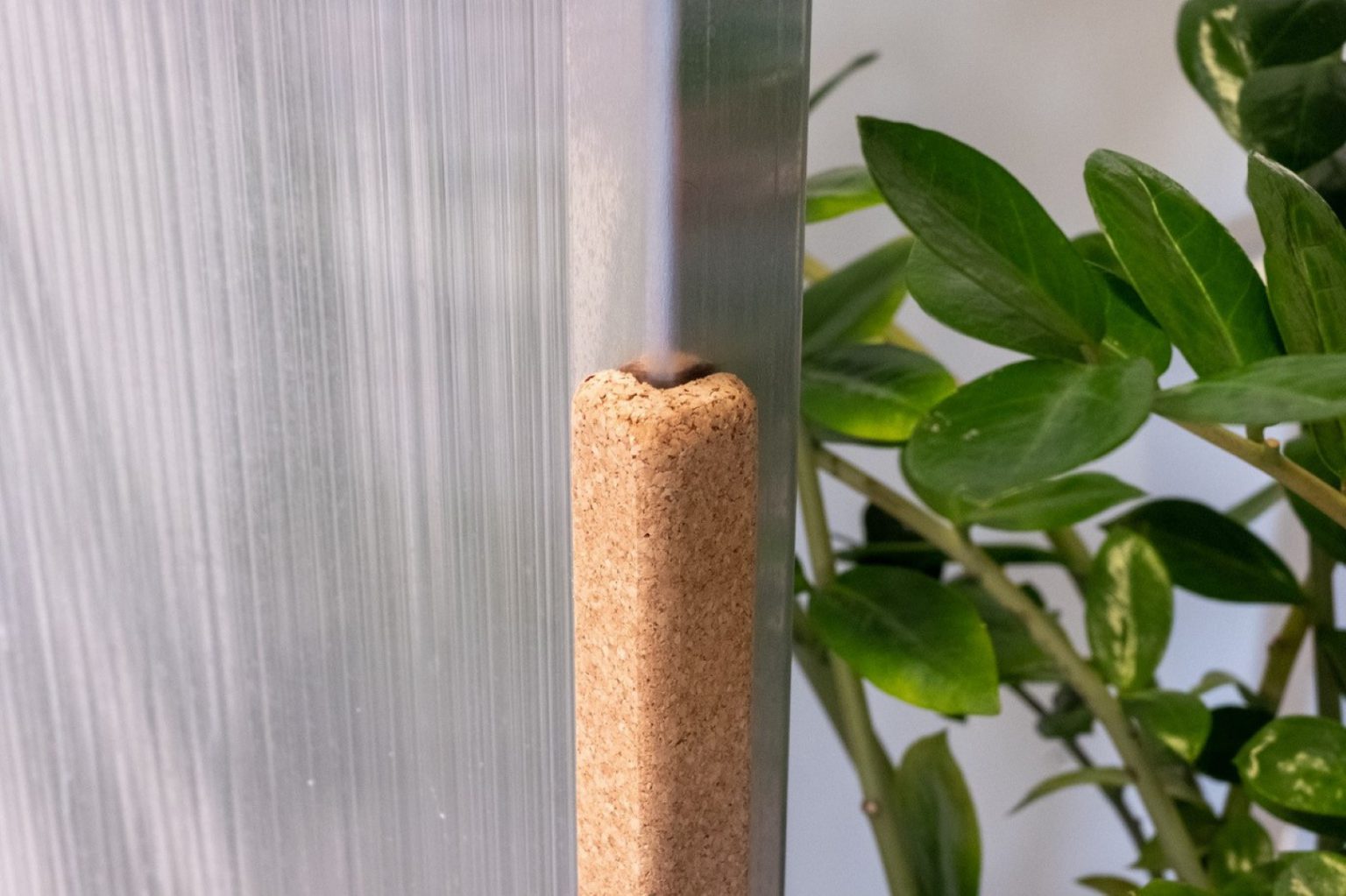 Corner Guard Cork ARTE VIVA protects from sharp corners